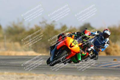 media/Jan-14-2024-SoCal Trackdays (Sun) [[2e55ec21a6]]/Turn 2 (1025am)/